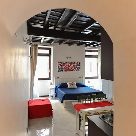 Urbana Colosseo Boutique Daire *